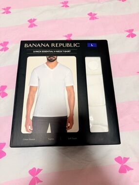 Banana Republic Men's White V-Neck 3-Pack Tee